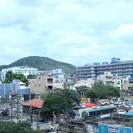 Babu Naidu Residency Apartamento Vellore Exterior foto